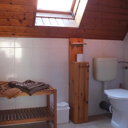 Lenke Apartmanhaz Balatonlelle