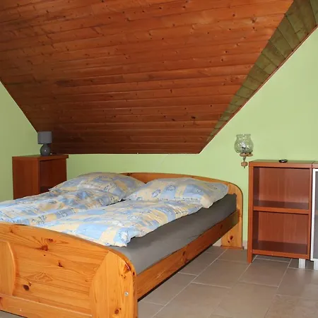Lenke Apartmanhaz *