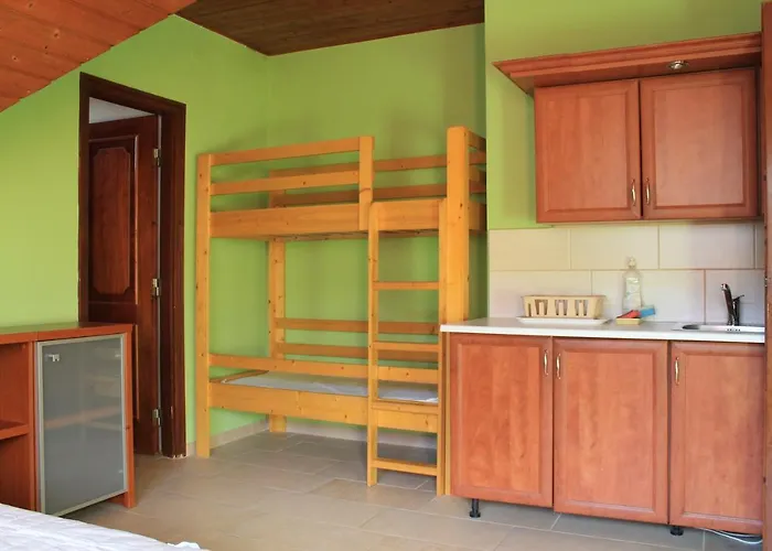 Lenke Apartmanhaz * Balatonlelle